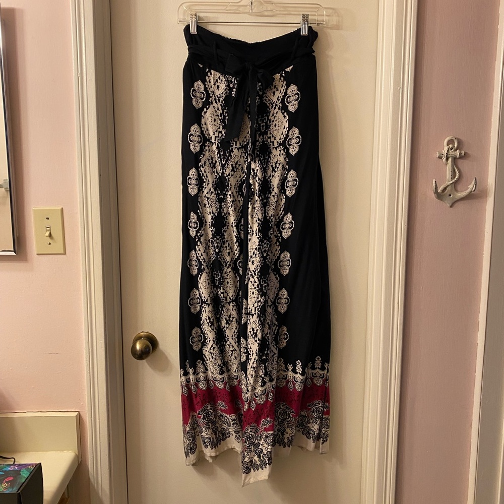 Black Patterned Flowy Pants